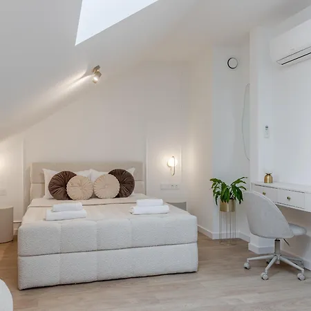 Igielna Prestige Ii Apartament *